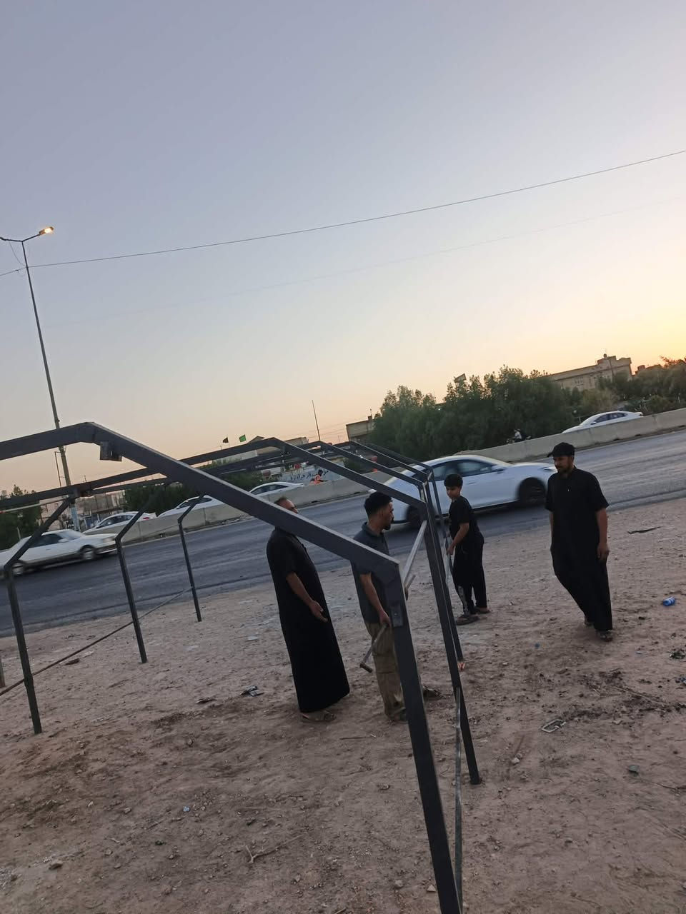 جادر للبيع طول ١٠ أمتار بدون جادر الاتصال على الرقم ***********
