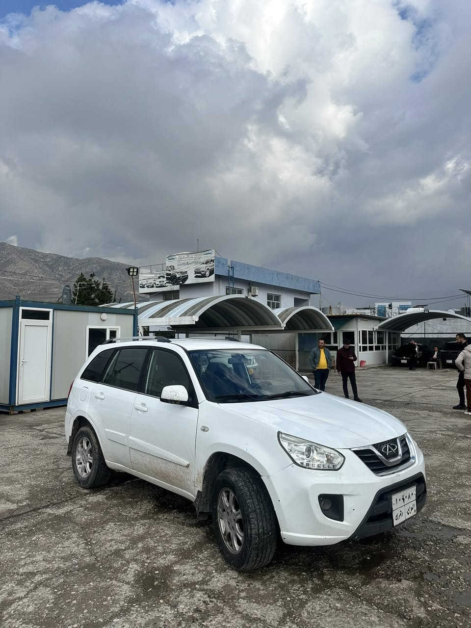 shery tiggo 2014
سعر (٦٩)$ مجال
٣ وه ره قه غورامه ديش سعرى ئين خار 
گير محرك تبريد بشه رت 
گير p
٤ تايره جديد

دووقطعه و نيف سبغ بئ داغلى 
سينگو بشت كه بس

تحويل بشه رت 

*********** عربى
*********** كوردى
