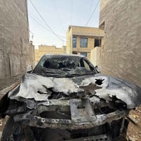 اخوان الحلال راحلكم فدوه  هيه واكفه السياره وكبت يجفيكم الشر الحمد لله...