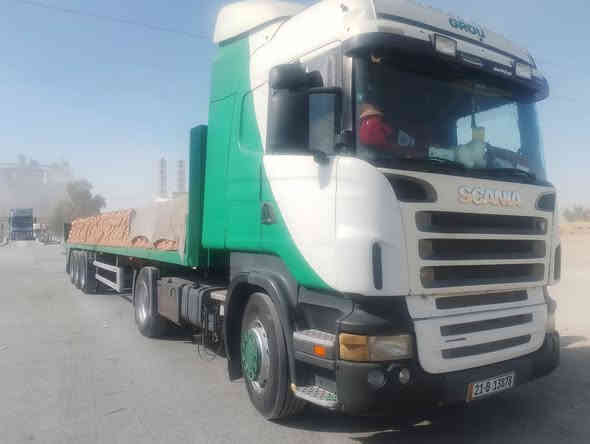 سكانيا للبيع موديل 2006  تحويل مباشر. فول مواصفات. بس. الكير كوبره. 3+3. السعر. خاص    اتصل على هذا الرقم)( ***********)  صاحبها حاتم كريم البياتي
