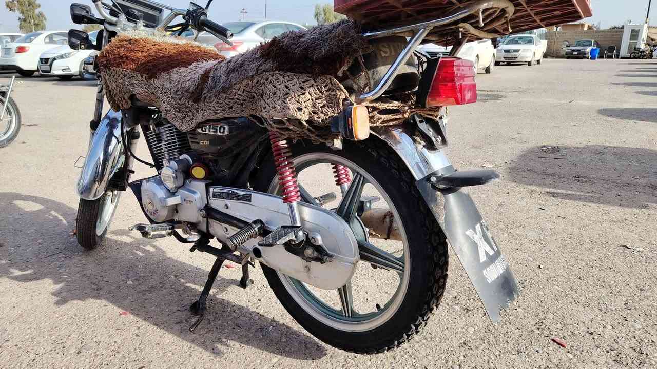 سلام عليكم ماطور للبيع سافين 2023 ( 2) سويجات بيه منفيس كامل شرط محرك شغل وامشي سعر 550 الف وبيه قليل
مكاني الحويجه 
***********
