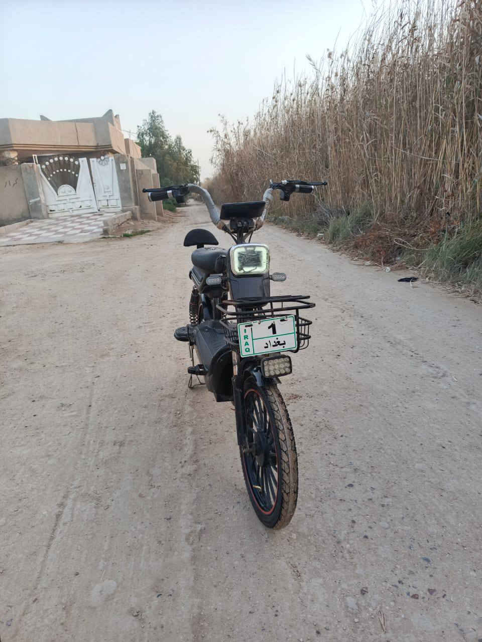 سلام عليكم ورحمه الله وبركاته اخواني دراجه شحن للبيع نضيف موديل 2024 كامله مكفول كفاله عامه الستفسار انتصل وبيك خير وتدلل *********** /*********** مكاني بابل حله السعر خاصه
