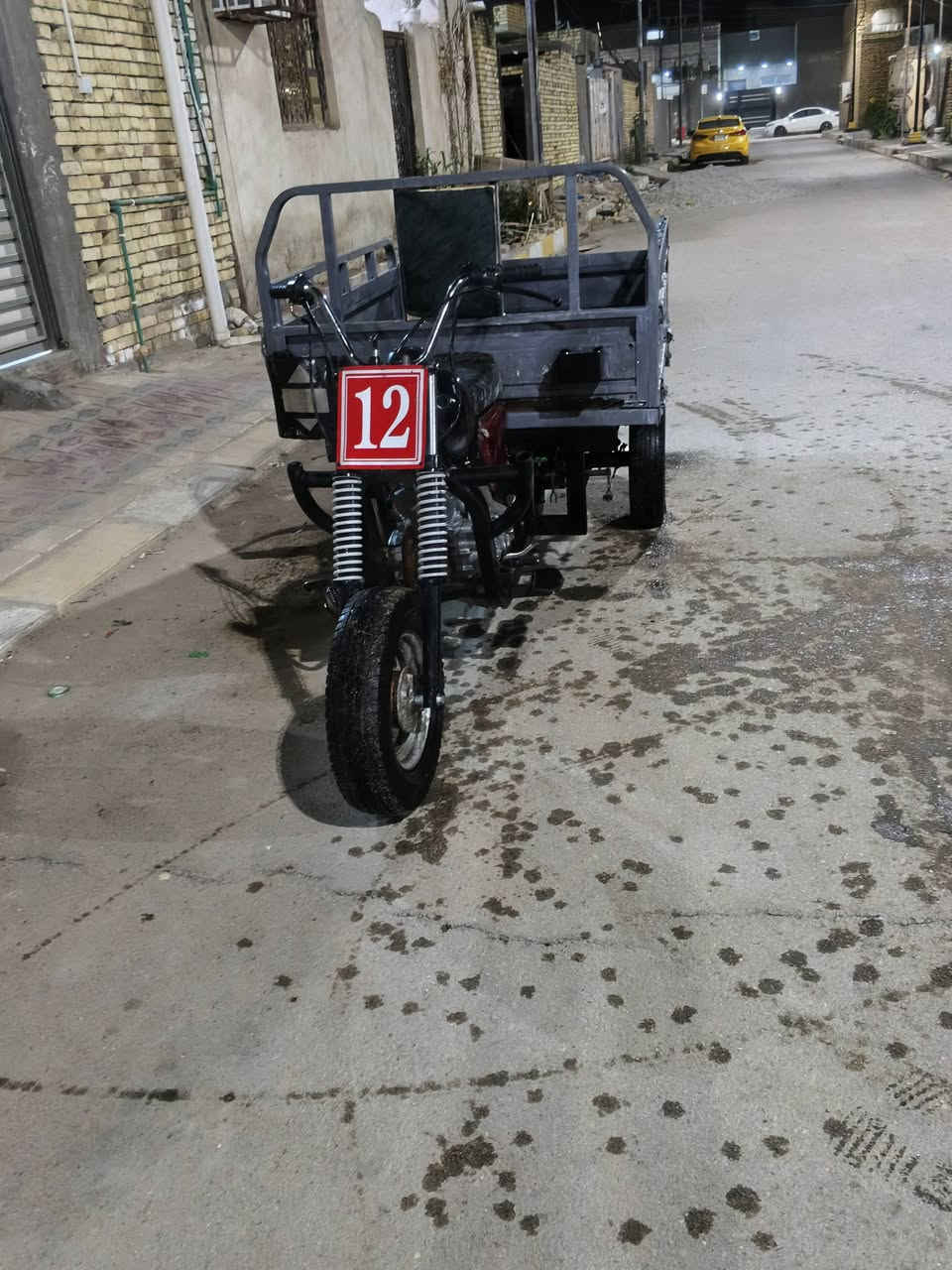 السلام عليكم ستوته كلك للبيع محرك نضيف بدي نضيف ستوته كلشش نضيف ما نقص شي كهربابات شغاله سالف هندر ناصريه سديناويه ***********
