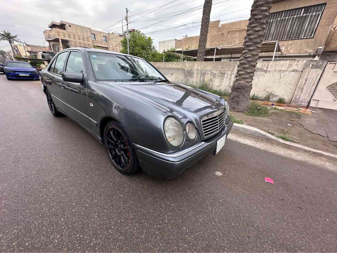 مارسيدس ام عيون موديل 1998 اصل فول مواصفات

حجم  320V  محرك 6 V بلادي كير عادي بلادي اصل 

سياره جاهزه ما بيها اي نقص مصروف عليها مال بيت 

محرك وكير جدد مكفولات ما بيها اي ملاحضات شرط

صدرين الخلفي والمامي جديد بدلته تخم تاير ويل جدد

كهربائيات من الطول لطول شغاله وما بيها واير واحد جطل

سياره كلش حلوه. عضمتها جديده ما بيها لا خياس ولا شي

غوضه مبدل جديده مال وارد يابان ما بيها ولا شك جديده

رقم ديالى مشروع وطني هزه جديده سنويه ٢٩ تحويل بغداد

السعر 68 ورقه وبي مجال للشراي العنوان بغداد حي الجامعه 
***********.   للستفسار اتصل بغداد, العراق
