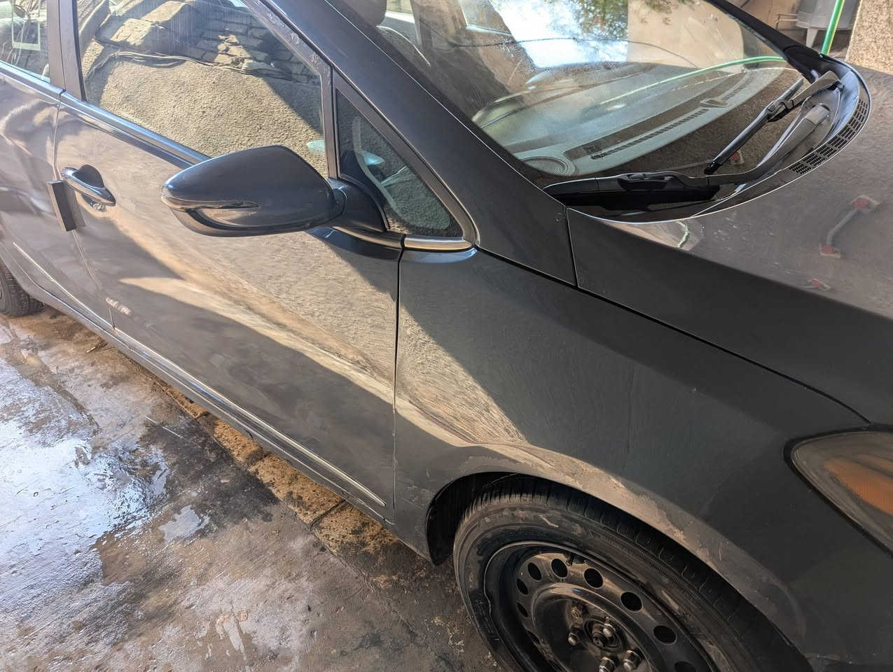 فورتي وارد امريكي ضربتها جنطة و جاملغ خلفي ابيعها مصبوغة حزام قمارة تكم مكفولة بدون لغود وبدون دواخل السيارة موديل 2015 تحويل ثاني يوم مكاني بغداد الكرخ تقاطع درويش
سعرها 98 وغير متواجد على الفيس بوك 

رقم الهاتف ***********
