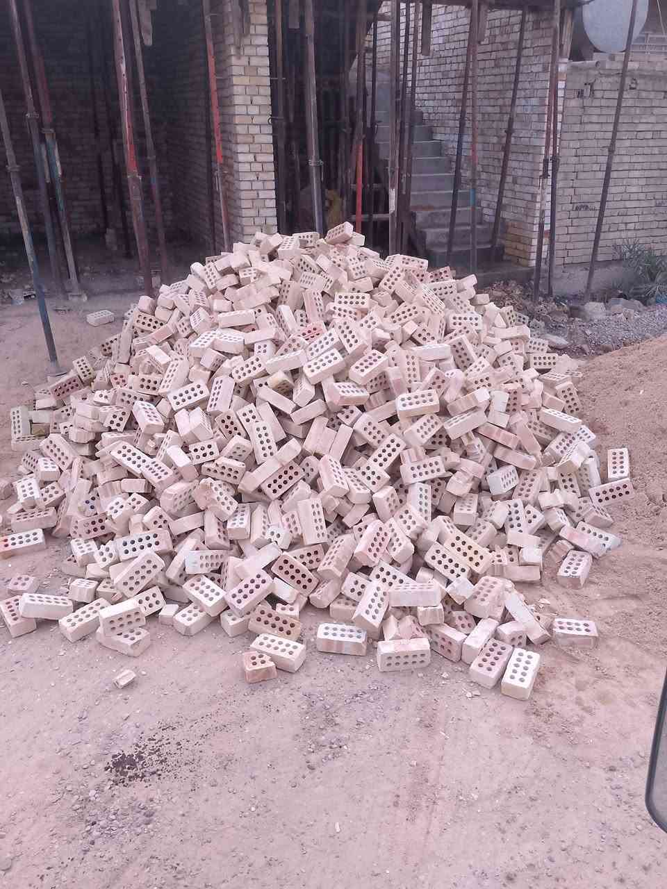 السلام عليكم درب كسر نص طابوق نص كسر سعر مناسب تصال على هذا الرقم ***********
