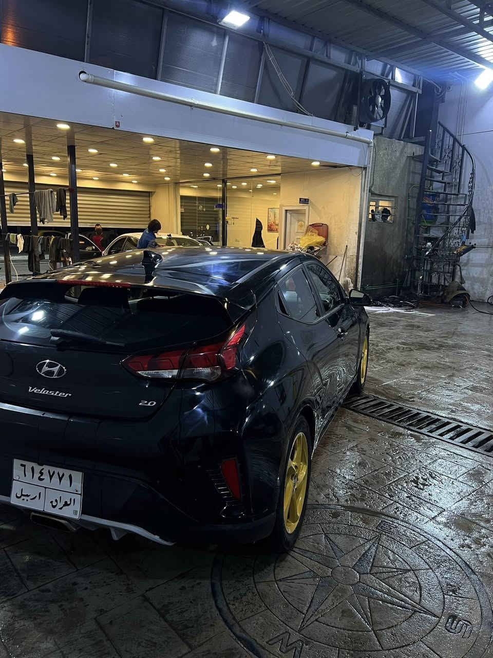 سيارة هونداي فولستر 
الموديل: 2019
اللون: أسود
الوارد: أمريكي
الممشى: 78,000 ميل
القير: أوتوماتيك
التسجيل: رقم أربيل (تحويل أو وكالة)

الحالة:
• ضربة سابقة جاملغ يمين وتم التبديل بدون إيرباغ
• يوجد طخة خفيف في جاملغ جهة السايق — مُعدّل على البارد
• السيارة بحالة ممتازة وما بيها أي مشاكل ميكانيكية

💰 السعر: 115$ (قابل للتفاوض بالمعقول)
📍 المدينة: بغداد
📞 للتواصل: ***********
