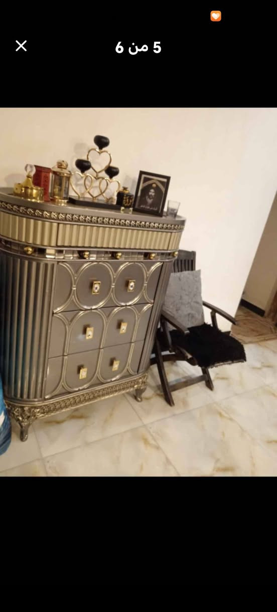 غرفه زان ايطالي درجه اولئ ماخذيه ب90 ورقه عارضيه بسعر مناسب حاليا
تواصل فقط لشراي 
***********
واتساب
الدوره
