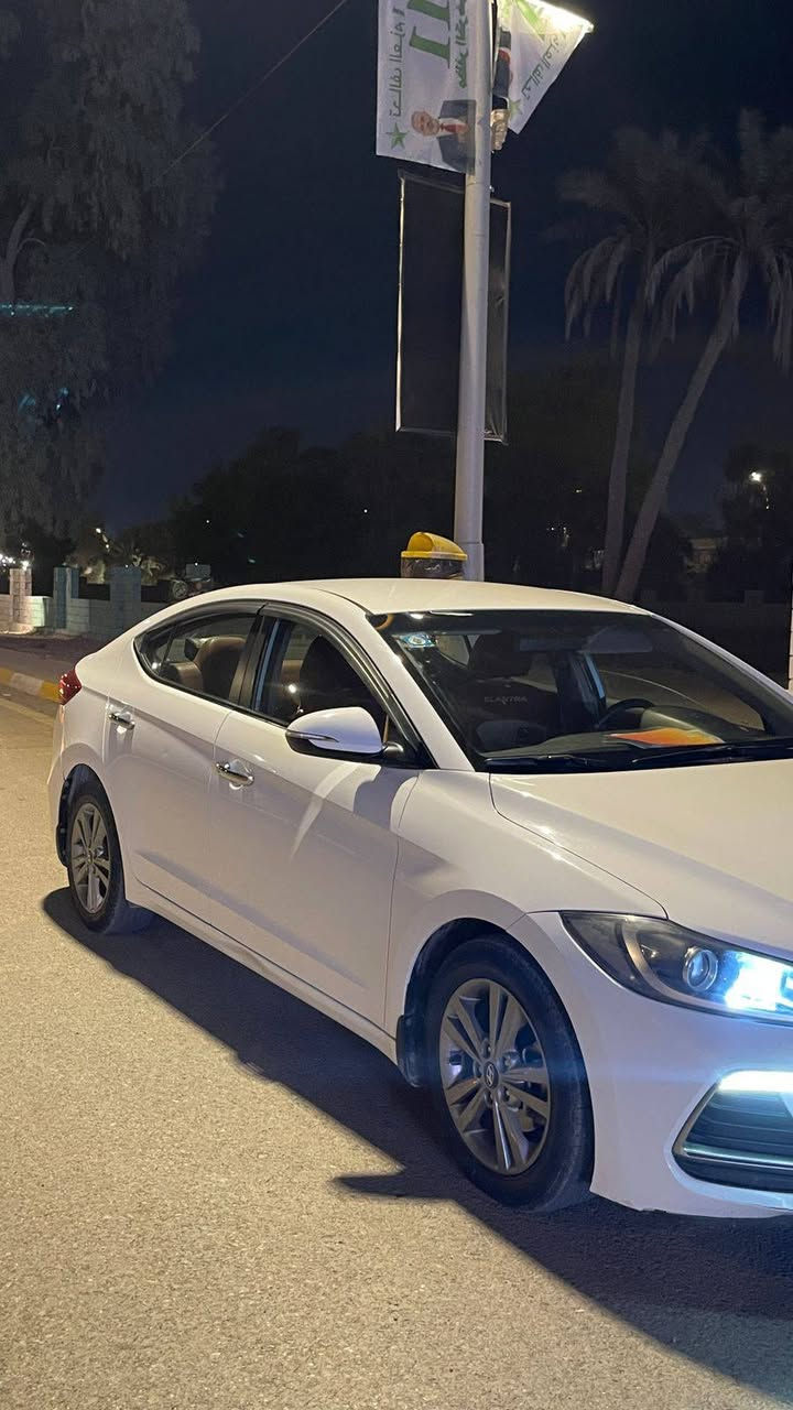 السلام عليكم
النترا 2018 خليجي 🔥🔥
ماشية 76 الف كيلو 
فول من. عدا بصمه وفتحه 
المكينه 2000  بسمي السياره 
مكفولة فقط بارد 1 اصغير بجاملغ  سونارها واضح 
$145$ / وبي مجال حك الجيه 
المكان ديالى بعقوبه 
*********** 📞📞
