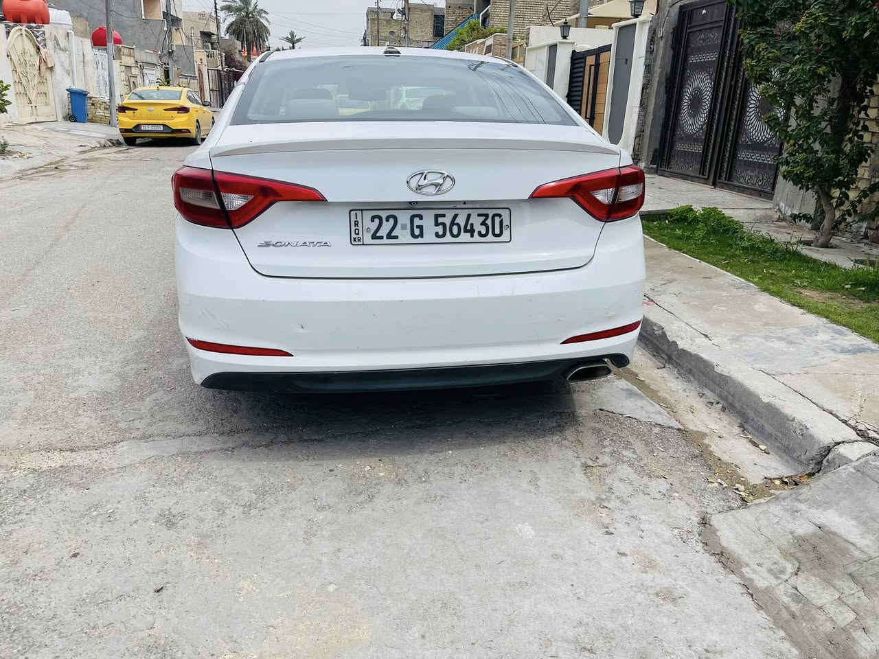 سوناتا 2016 وارد امريكي ضرر بنيد
ودعاميه وبيها مكانات صبغ 
شاشه 
حساس 
رقم اربيل 
حداديه وكير ومحرك جديد 
السعر 105 
 مكان بغداد
رجاء الشراي يتصل 
***********
