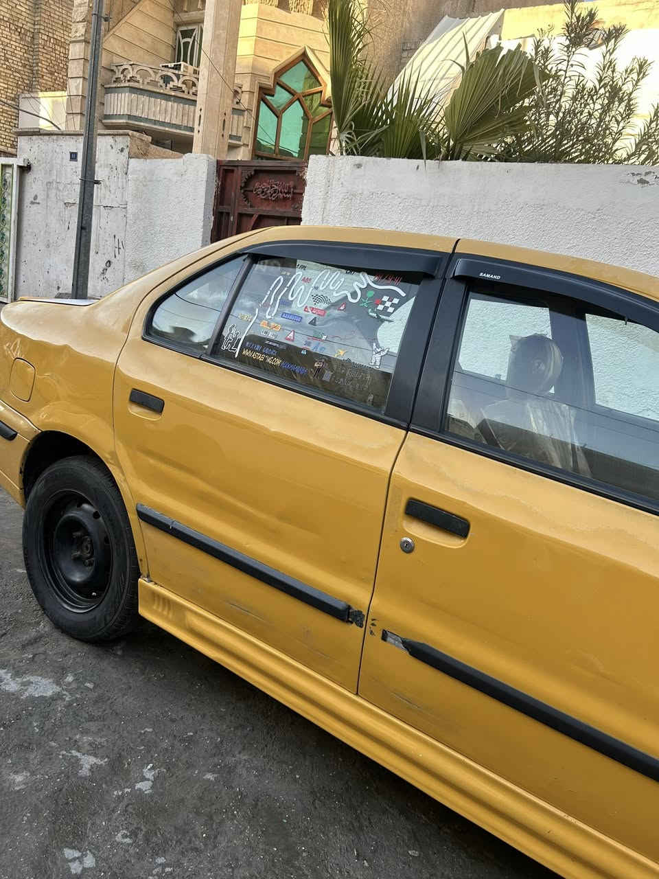 سلام عليكم سمند 2011مثل ما موضح بل صوره  جملغ خلفي معبر مضروب  جاملغ   معمر كهربائيات شغاله  تبريد شغال تدفئه شغاله خير من الله بس نقص غاز خير من الله سياره  سعر سياره ٢٤ ورقه علون مدينه صدر  بغداد صدر مامي نص عمر ***********
