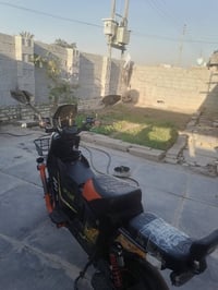 دراجه شحن للبيع ستخدام اقل شهر خمس بطاريات اربع نمر  ترجع بك مواصفات ف...