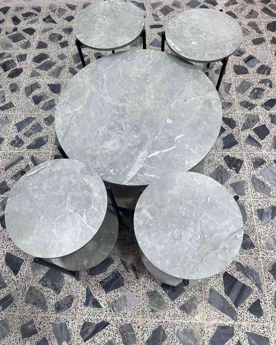 ميز وطبلات للبيع جديد غير مستخدم سبب البيع ما رهمو تواصل خاص موصل, نينوى


**إذا كنت صاحب هذا الإعلان وتريد حذفه لأي سبب، رجاءا أرسل رسالة إلى الدعم الفني**