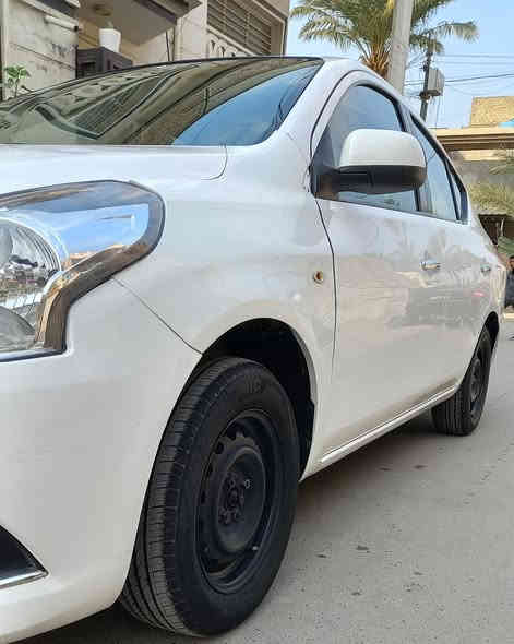 اسلام عليكم نيسان سني هندي ام لبليته الزركه للبيع موديل 2018 كير مكينه مكفول تبريد ثلج
بيه صبغ لجاملغ لمامي والجاملغ لخلفي بدون دواخل ولباقي مكفول بيه سونار جديد صدر امامي خلفي جديد تخم تاير جديد لسياره جاهزه بدون اي نقص
مواصفاته معروفه رقم بغداد بسمي  سنويه 2030 هزه جديده تحويل ثاني يوم لسعر 94 وبيه مجال حك لجيه 
مكاني بغداد الدوره وهذا رقمي ***********
