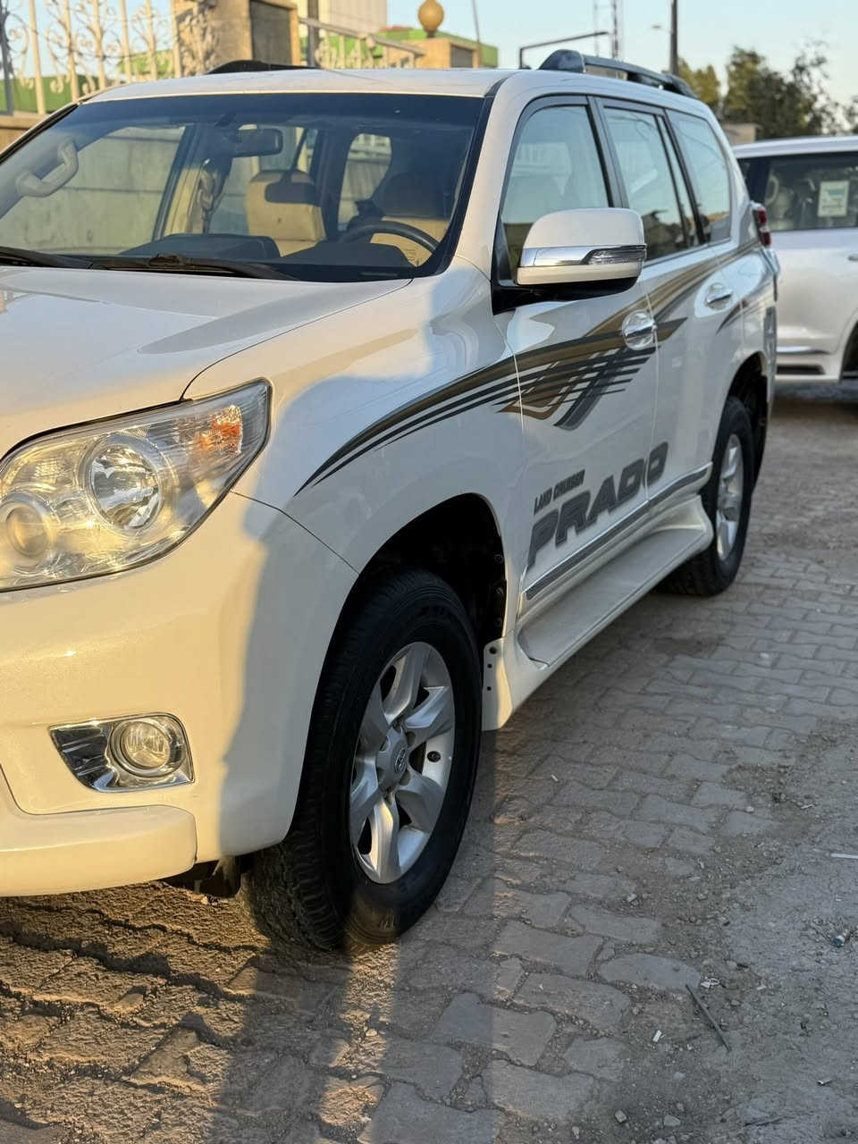 لاندكروز ابرادو
موديل 2011
كويتيه دبل تانكي
ماشيه 91حقيقي
مكفوله كفاله عامه عده شبر بارد
مكينه 6سلندر 4000
فول مواصفات 3قطع تبريد فتحه بصمه 7اراكب
السعر 255بيه مجال الطيبين
العنوان بغداد حي القاهره
***********
