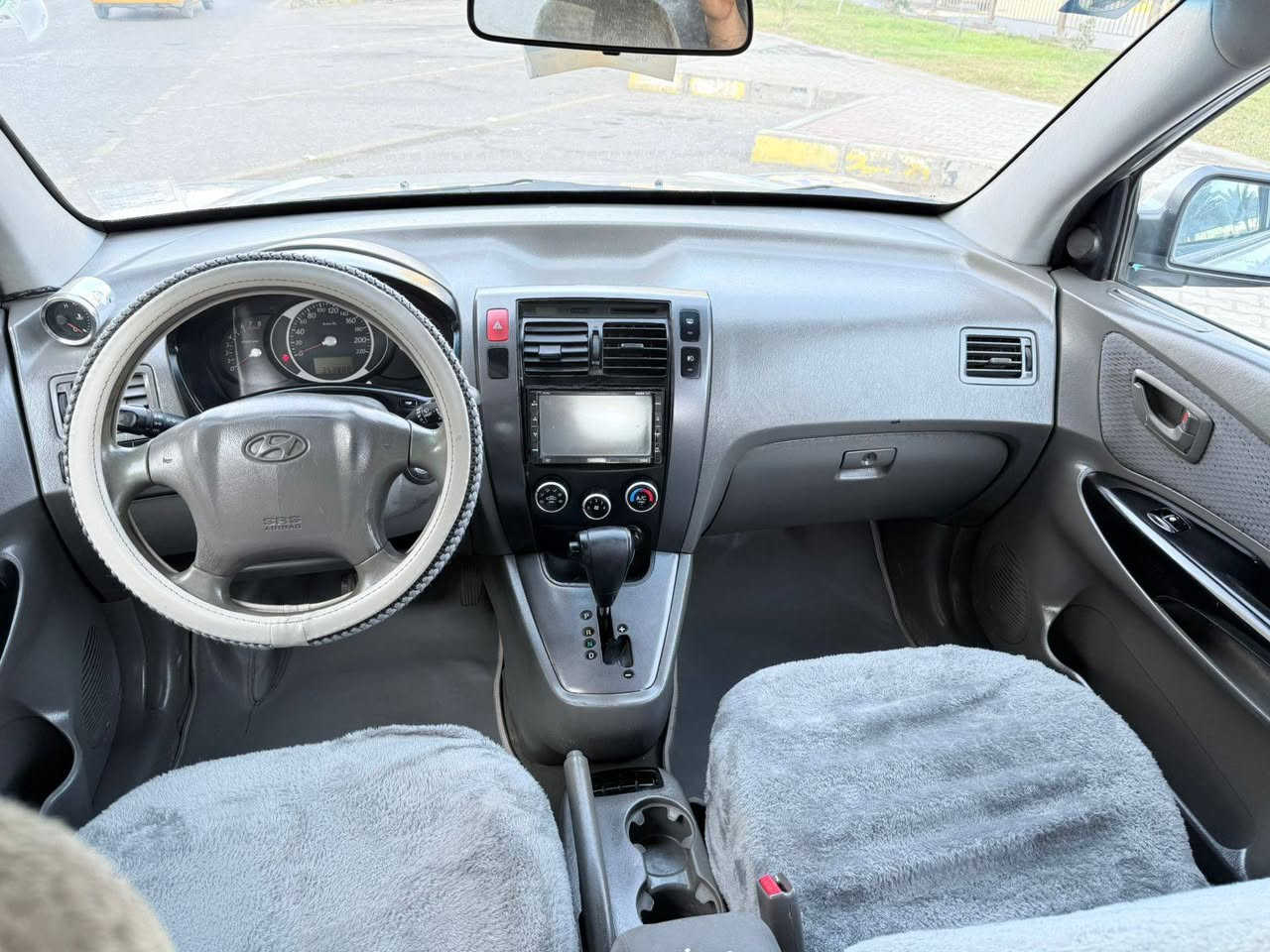 توسان 2009 خليجي فول مواصفات مكفوله ضربه وصبغ وتبديل رقم الدولي سنويه جديده السعر 105 وبيها مجال جاهزه اي نقص ما بيها قليل مكاني كربلاء المقدسه *********** كربلاء, العراق
