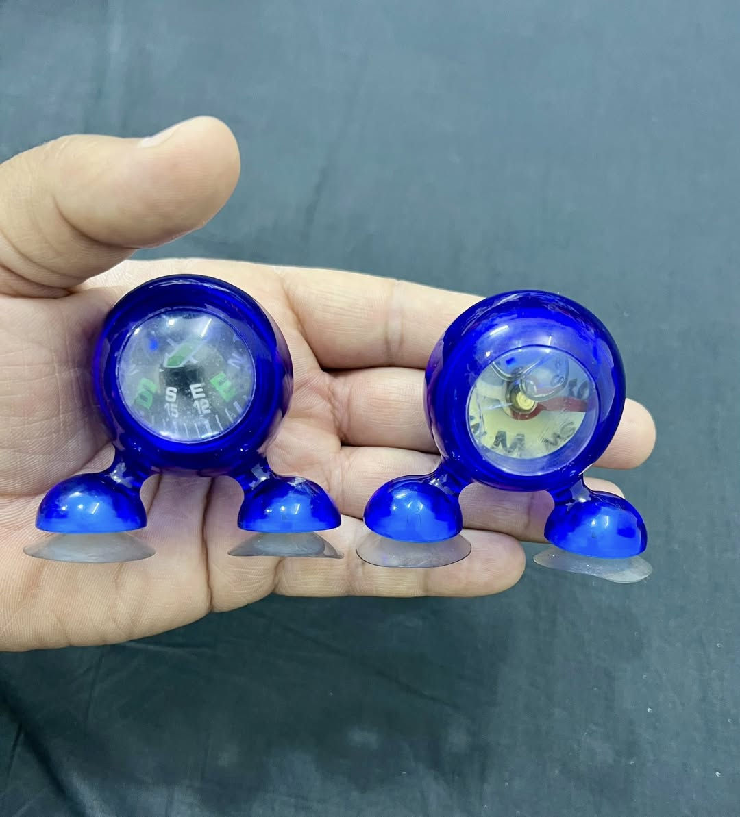 السلام عليكم البيع بوصلات 🧭 ثنين 

                   مكاني حريه 

***********
