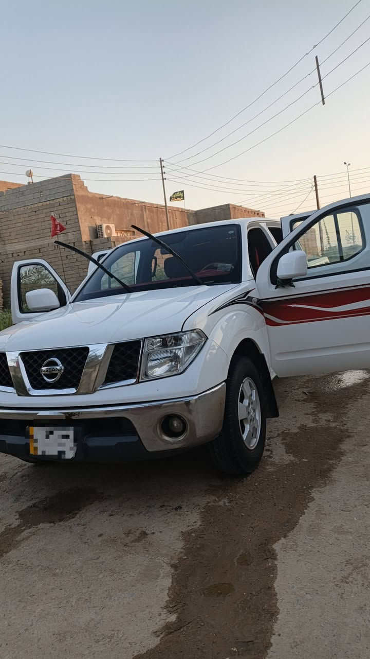 سلام عليكم عندي نيفاره مديل 2009
سياره كفاله عامه مامفتوح منه برقي سياره على وضه شركه 
مكينه بلاديه ما مفتوحه لا تنقص ولا تبخر تبريد ثلج 
رقم بصره لستفسار ***********
