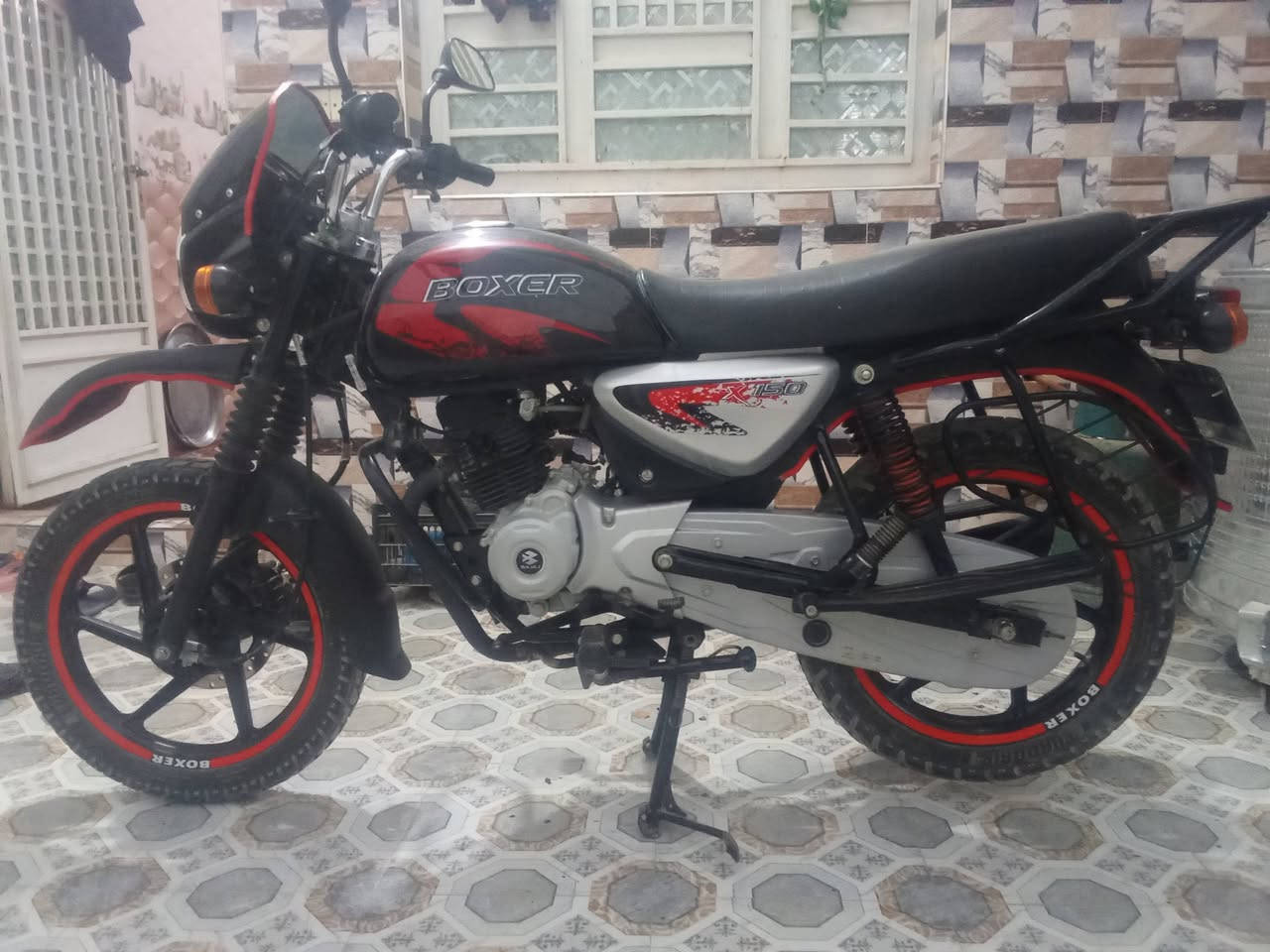 متاح بوكسر موديل 23 مرقم وكامل المكان ذي قار قضاء الشطره السعر مليونين وربع وبيها مجال قليل الشراي يتصل ***********
