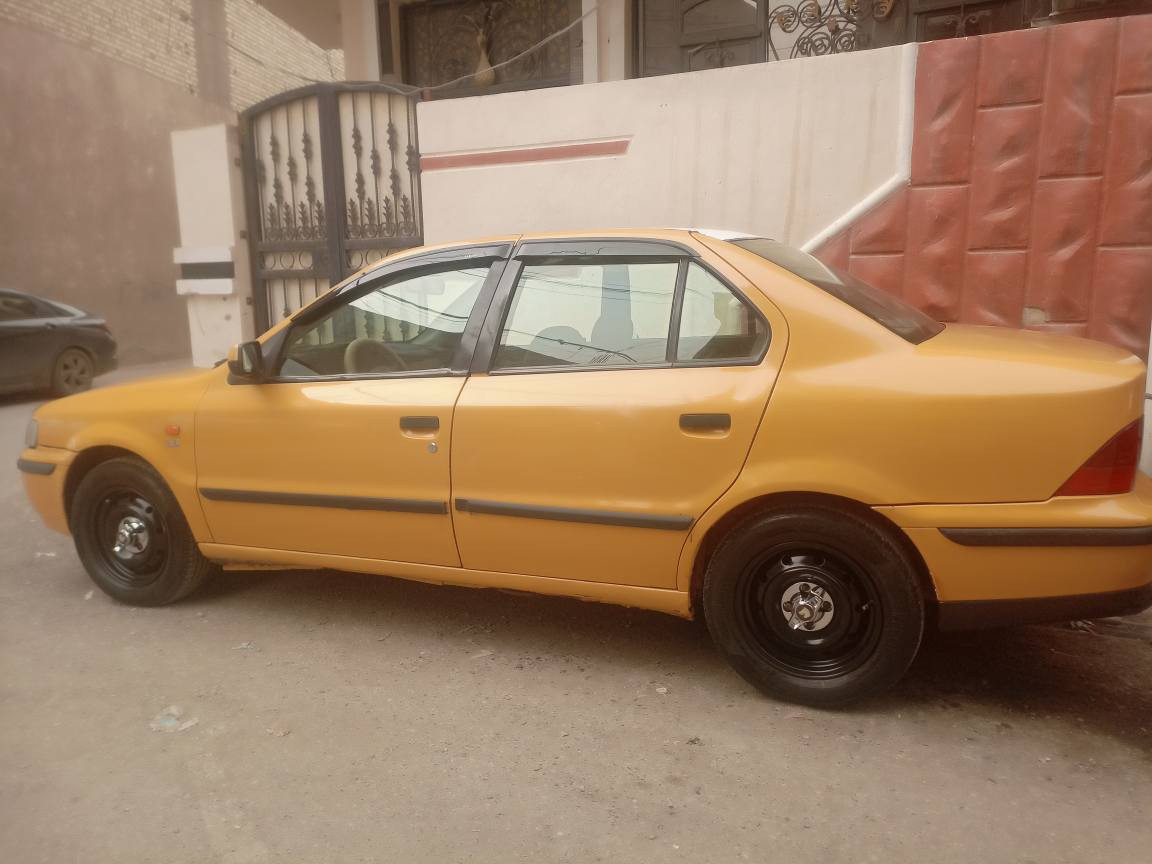 سمند 2010 سياره بحاله ممتازه محرك جديد  كير نضيف حداديه جديده تخم تاير جديد داخل نضيف جدا جاهزه من كل شي السعر 33 هيئة مصفره الاتصال *********** بغداد حي القاهره بغداد, العراق
