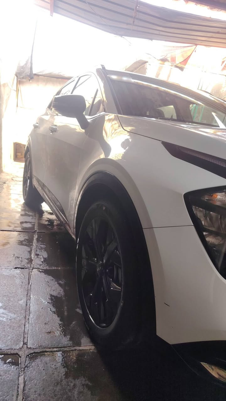 كيا سبورتج 2025 بلاك اديشن 
‏‎ماشية 18 
‏‎مواصفات فول قمارة حديد

داخل زيتوني جلد 
صندوق خلفي كهرباء 
‏‎مكينه 2.0
‏‎بصمه تشغيل 
‏‎تشغيل عن بعد 
‏‎مقاعد الاماميه كهرباء 
‏‎مقاعد الاماميه تدفئه
‏‎شاشة كبيرة
‏‎كامرة خلفية
‏‎حساس أمامي 
‏‎حساس خلفي
‏‎تبريد قطعتين 
‏‎درايف مود 
‏‎مري كهرباء 
‏‎بك لايت خلفي LED 
سعر 237
‏‎العنوان  بغداد 

رقم ***********
