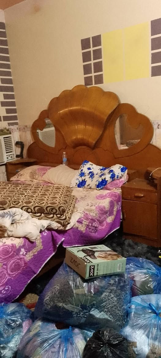 غرفه نوم مستعمله صاج 6 ابواب في بابل موبايل***********
