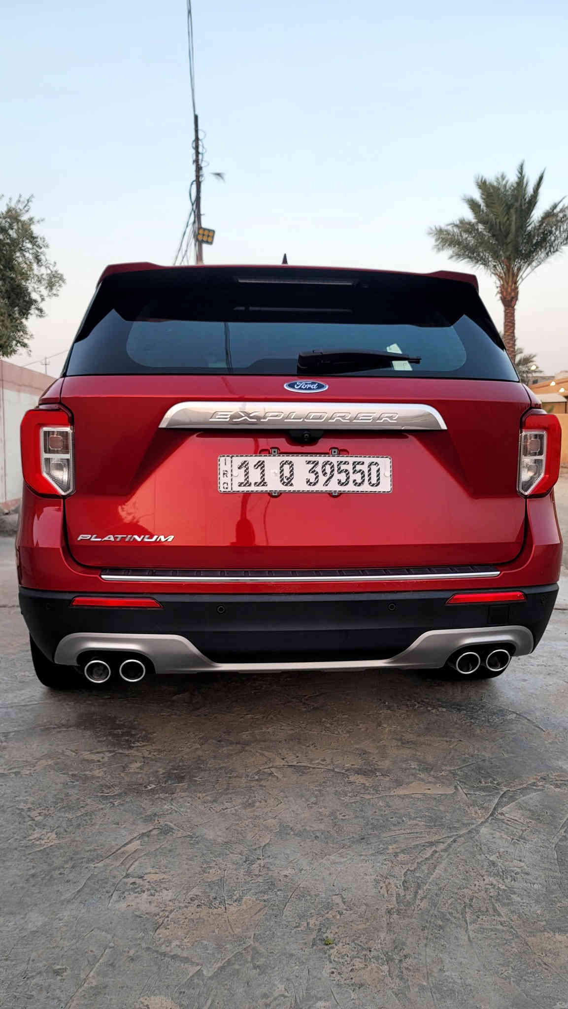 السلام عليكم
فورد اكسبلورر بلاتنيوم 2022 اعلى مواصفات ❤️‍🔥
محرك 6 سلندر 3000 توين تيربو 400 حصان 🔥
دفع خلفي 
مودات القيادة 🥶 6 (السحب والسبورت والعادي والاقتصادي والطرق الوعرة و مال ثلج زلق)🛫
قيادة ذاتية و أوامر صوتية ومانعة🗣️ الاصطدام ابريك تلقائي 
امامي وخلفي والركن التلقائي 
كامرة 360 وحساسات امامية خلفية وجانبية 📸
شاشة تسلا  شاشات عدد 3 تحكم بالتبريد خلفي 3 قطع تبريد 
بانوراما 
ورادار واشارات بالمري 
شحن لاسلكي و كار بلي 
كير ماوس 
مقاعد 6 راكب منفصلة VIP
كشنات 💺امامي  تدفئة و  تبريد و مساج 
كشنات خلفية تدفئة وكشنات خلفية كهرباء.
فيها نظام باسورد🔐 تفتح وتقفل السيارة على الرمز في باب السائق  سايد بريك بصمة 
بصمة جميع الأبواب
تايرات جديدة ،فرممة جديدة، لايتات اصلية جديدة شاديلها زينون ، ادامة على السيارة كاملة بدون نقص.(كل غراضها أصلية )
💵السعر 43 مليون عراقي 
📣بيها تبديل جاملغ ودعامية نفس اللون بدون صبغ فقط
الموقع بغداد  .
رقم شاصي:1FM5K7HC4NGA21872
للأستفسار:***********
***********#
