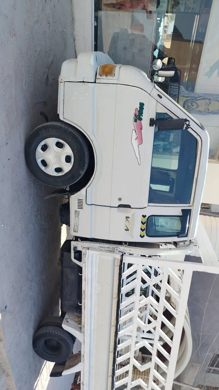 السلام عليكم...
كيا بنكو قماره وربع موديل 1996.جاهزه من كل شيء محرك جديد.. وكير واكسل وحداديه.... شاصي مكفول رقم انكليزي بابل.. سنويه مجدده.. اللون ابيض.. مكاني الحله... السعر 52 وبيها مجال للشراي.. 
الاتصال على الموبايل***********
