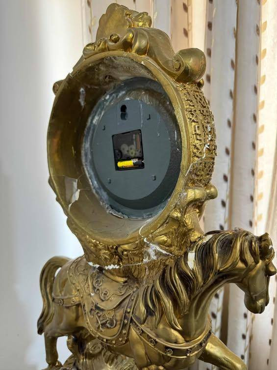 ساعه انتيكه للبيع سعر ب 10


**إذا كنت صاحب هذا الإعلان وتريد حذفه لأي سبب، رجاءا أرسل رسالة إلى الدعم الفني**