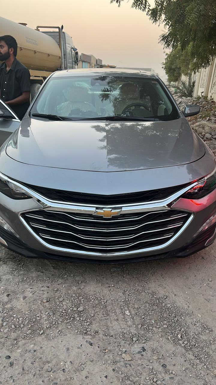 السلام عليكم
ماليبو 2024
مواصفات Lt فول بانورما 
حادثهة مثل ما موضح بل صور 
السيارة جاهزة رقم اربيل الجديد و هزة جديدة 
ماشية 34 ميل
السعر 158 ورقة و بيهة مجال
***********
