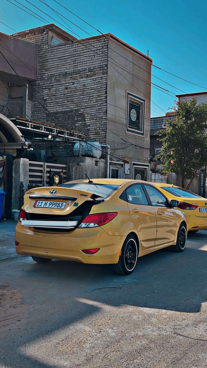 سلام عليكم اكسنت 16 امريكي مكينه GDi مكينه وكير كفاله سياره عليها ادمه كامله باتري جديد تخم تاير جديد صدر امامي خلفي جديد شاشه كامره دواره منضومه زنون جديدة دوشمه عامه جديد سياره مناقصها برغي واحد سياره بسمي  مكاني بغداد حي العامل للتواصل *********** واتساب
