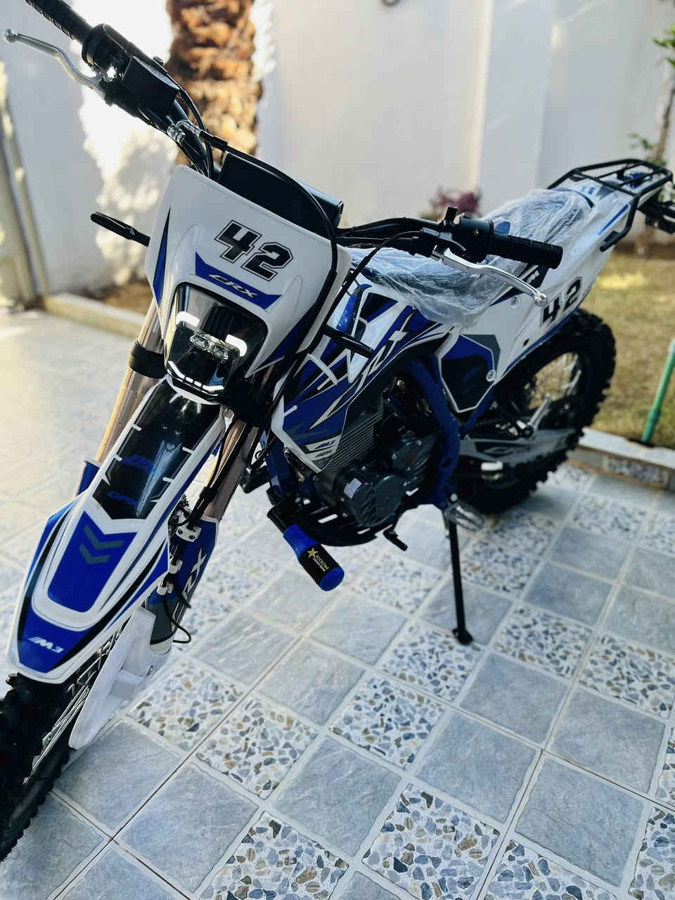 سلام عليكم ماطور قفاز CRX موديل 2026 ماشي 7 كيلو متر الماطور مآبي اي عيب ونضافه100/100 مستعج للبيع فقط بيع  ما متواجد عل خاص ال شراي خل يتصل رقم ال هاتف 📞 ***********
