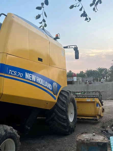 للبيع بطه خمسه بلم دبل درام موديل 15حجم5070 فول مواصفات اوربيه عاده 1،500ساعه تاير حرفش كامره خلفيه  غربيل كهربائي  . رقم سليمانيه كفاله عامه ***********
