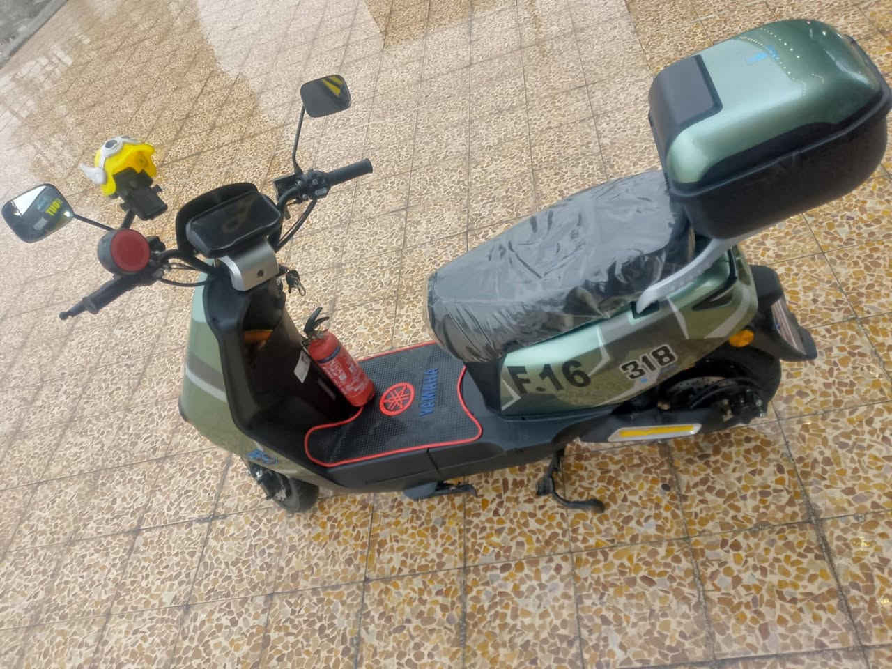 ماطور شحن 318بعدو جديد مستعمل قليل لسعر 550لرقم *********** متواجد فيس واتساب خط
