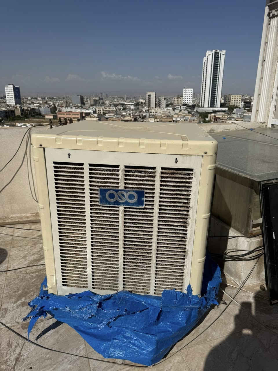 مبردة حجم كبير 4.5 نظيفة جداً
ماطور جديد ملف نحاس
170 الف بيع مستعجل *********** موقع بختياري
