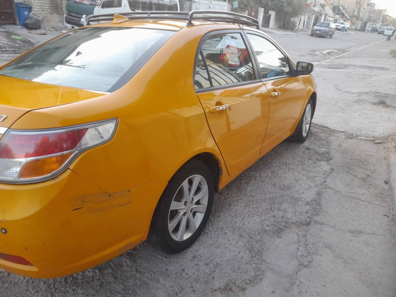 جيلي موبل موديل 2016مكفوله،رقم الهاتف *********** ، السعر 55 ورقه وبيها مجال ،
