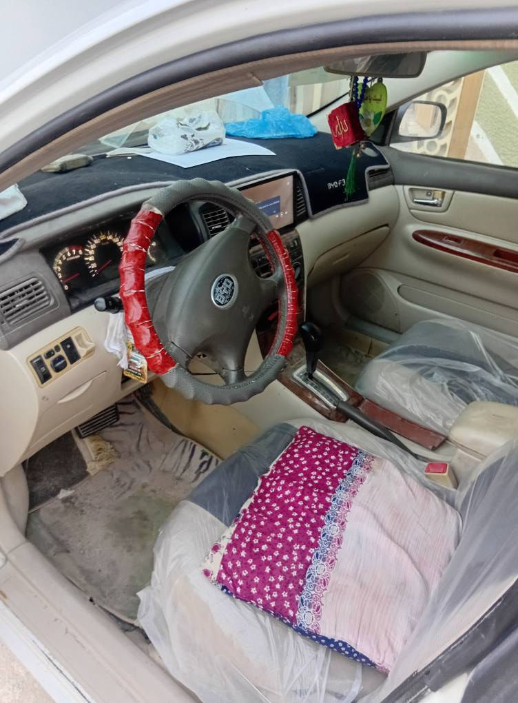 سلام عليكم سياره بيوايدي 2012محرك وكير حاويه صار يومين شادن رقم بابل نكليزي بسمي حلوه سياره بيه مكانات صبغ سعر 58 مكان كربلاء سياره خير من الله *********** كربلاء, العراق
