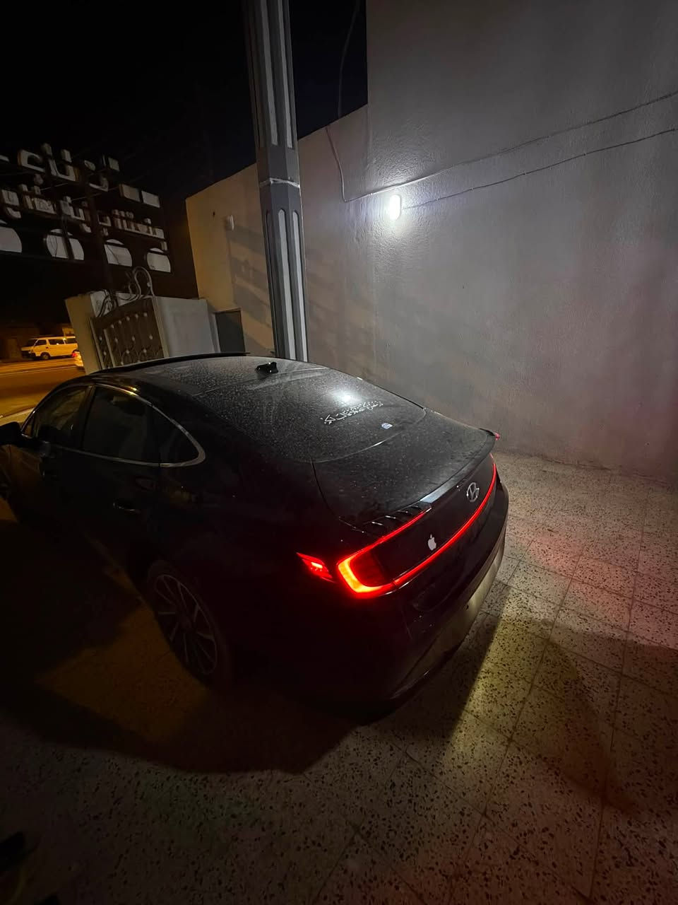 السلام عليكم سوناتا 2022 لمتد للبيع  السيارة 
فول الى الاخير تدفئة تبريد مقاعد كشن كهربائي كانرات 360 درجة  رادار تشغيل عن بعد تتقدم تترجع بالريمونت  السيارة حادثة بنيد فقط ودعامة  وصار بية حادث بالعراق جاملق خفي وشوي من الصندوك  رقم مميدز سيارة وباسمي حرة تحويل ثاني يوم 
المكينة مالتة بية كاز كيت  سيارة ١٦٠٠ تيربو  السيارة 
سعرها ٤٥ ١ وبية مجال 
***********
