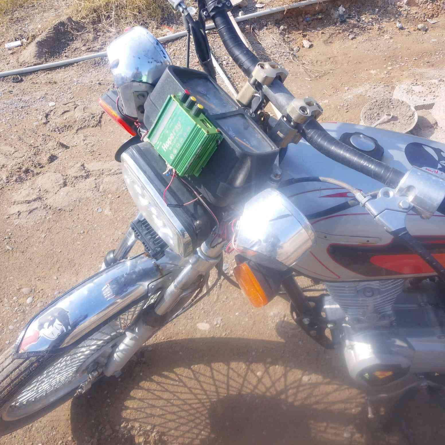 سلام عليكم نامه برو نضيفه ومحركه شرط النشاط دراجه خير من لله موديل 18سعر 350الرقم***********
