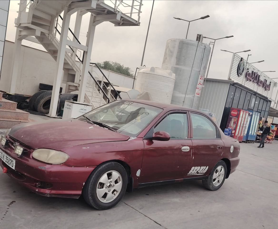 السلام عليكم
كيا سيفا موديل 2001 بسمي رقم وسنويه جدد مابيه ضربه ولا صبغ ع ابلاد نضيف نفس الي بل صوره بس يرادله ترتيبات بل كماليه  كير محرك كهربائيات كله بحاله جيده والموشراي لا يدخل  المكان حي الجهاد الاستفسار ع هاذ الرقم ***********
