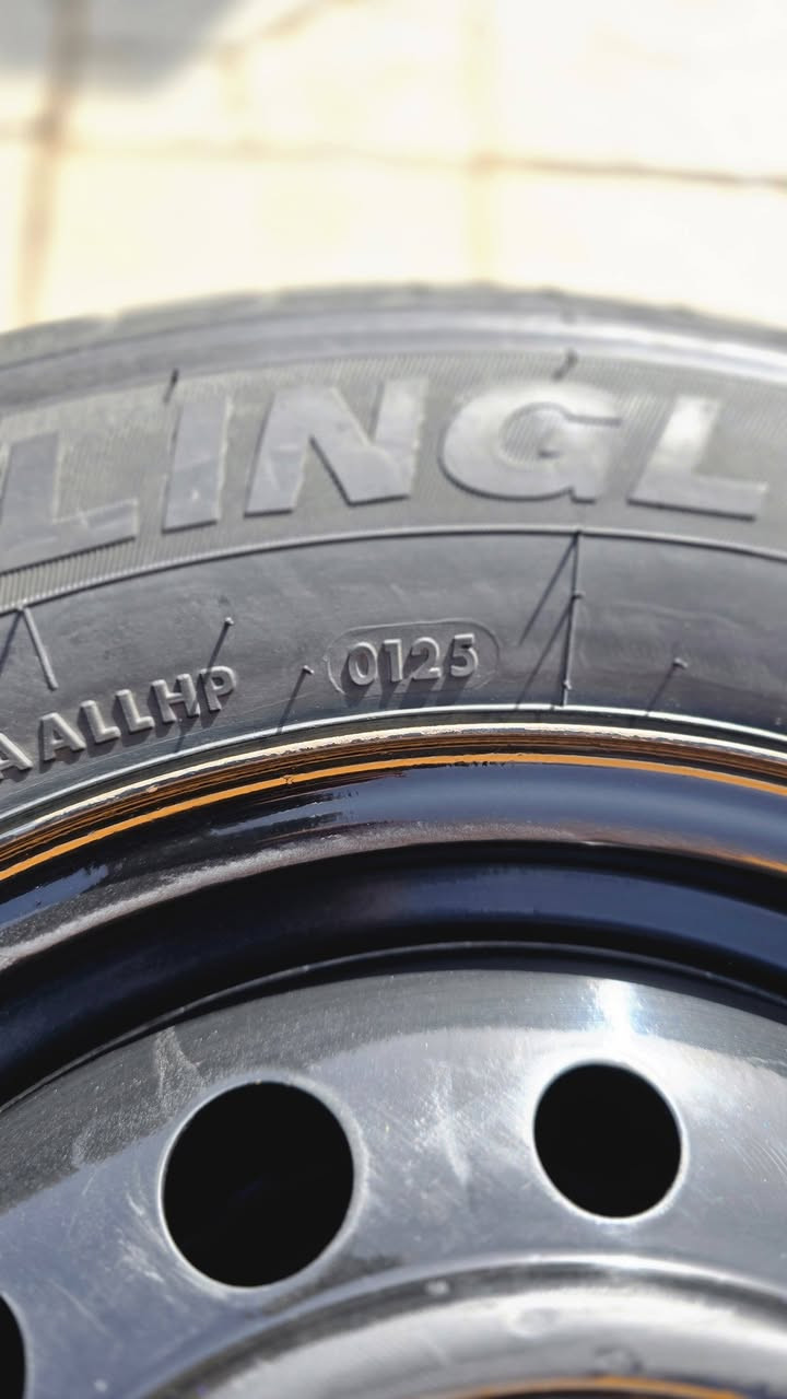 السلام عليكم وياله مختمات كوري اصلي  وتوايرهن وحساساتهن للبيع حجم 15 مستخدمات سبوع واحد فقط انتاج 2025 للبيع مكاني ناصريه سعر 275
***********
