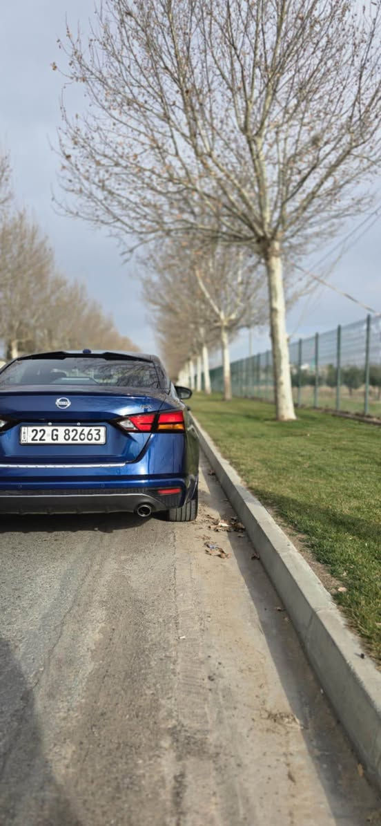 نیسان ئاڵتیمە مۆدێل 2021 سپورت SRبەسمە و شەغال و رادار خەتی جادە کوشین جلد شاشە گەورە بلاک لید تازة كامل سيرفزي شكريكةي بو كراوة هةموو رونگورينيك و سيرفزيكي لةشريكةوة بو كراوة چوار طاية و ويلي لوكي لةژيرة79هەزار رۆیشتوەو ٣ پارچەی هەیە بي ژوري بةشةرت
سعر:-129$
ژ.م:-*********** أربيل, العراق
