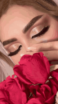 لأن الجمال إحساس قبل ما يكون شكل ✨
في صالوننا نحول إطلالتك لحكاية أنوثة لا تُنسى 💄💅
مكياج عرايس، تسريحات راقية، وعناية تهتم بأدق التفاصيل 🌸
إذا كنتِ عروس أو تبحثين عن تجديد يلفت الأنظار… مكانك عندنا 👑
احجزي الآن وخلي جمالك يتكلم عنك 💖
العنوان شارع التجنيد القديم فرع عقيل النجار 
***********
