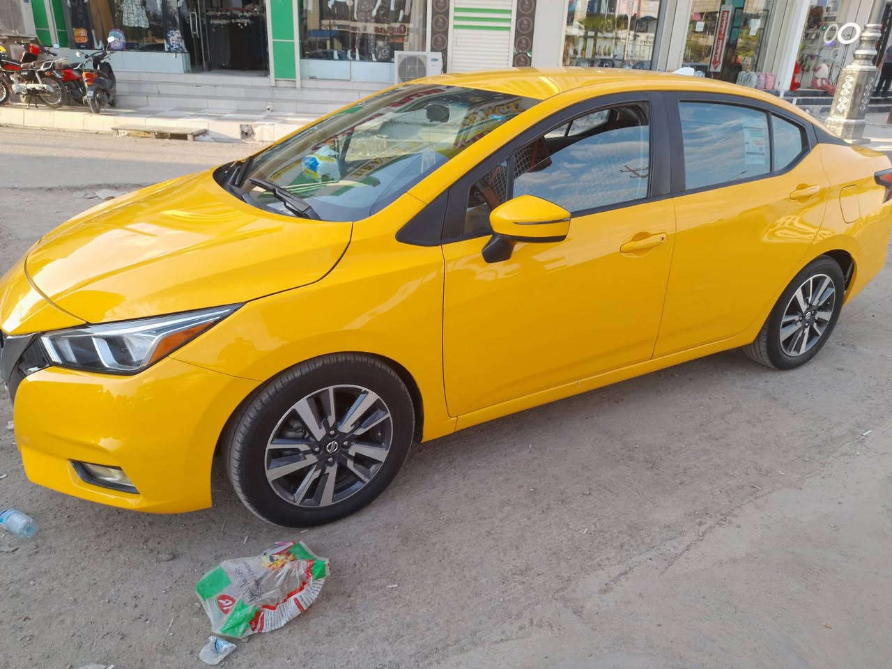 السلام عليكم سياره للبيع نيسان موديل 20فول مواصفات بسمي وشرط التحويل نقابه مصفرا السعر 125 الاتصال ع رقم ***********
