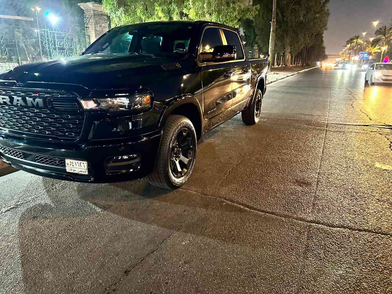 السلام وعليكم دوج رام للبيع بك هورن1500
موديل 2025 وراد امريكي
ماشيه 26000 ميل قابل للزياده
مكينه 3000 تون تيربو 
سياره بيها جاملغ مصبوغ 
الباقي مكفول 
للاستفسار *********** 
               ***********
