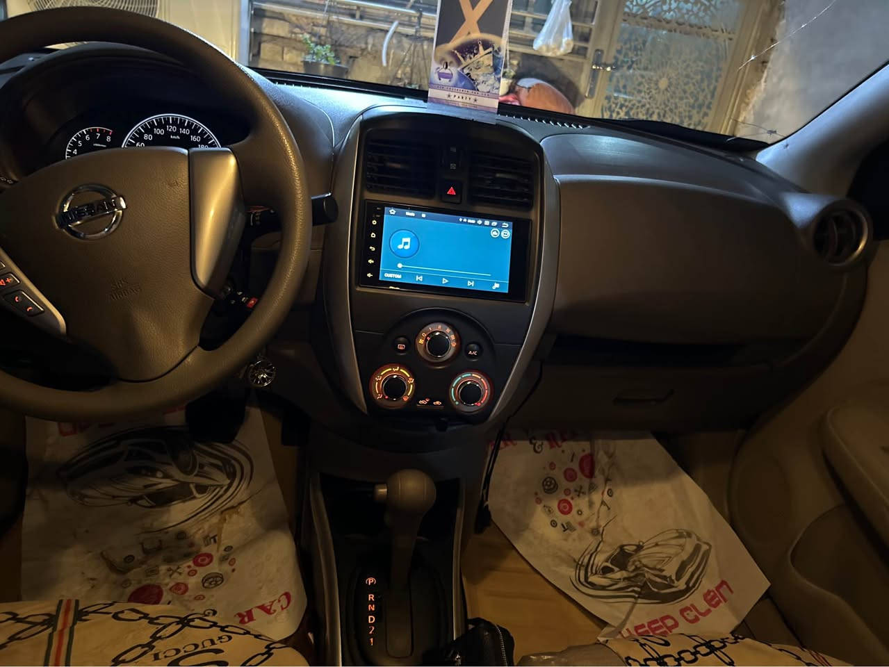 سلام عليكم نيسان صني ( مصري ) للبيع
 ( السعر 127 ورقة وبيها مجال بسيط ) 
مكانها بغداد الدورة 
موديل 2025 
ماشية 23 الف 
قطعتين تبريد 
شاشة اب كار بلي  واندرويد
السبير ما نازل 
الكبات بعدهن على وضع الشركة 
 بيها رصعة صغيرة بالباب الخلفي عكس السايق عداها مكفولة
التواصل  *********** بغداد, العراق
