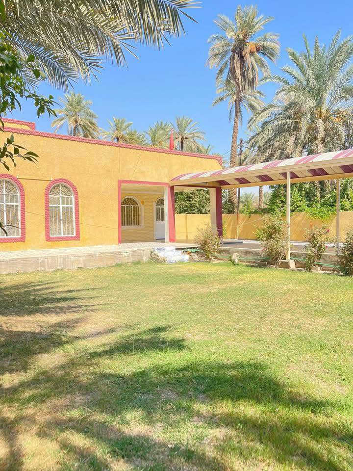 دار للبيع طابو زراعي سند 25

المساحة 800م باسم البائع

خدمات كامله وبناء مرتب وحديقه مساحته جيده
بناء طابوگ وصب كونكريت

بيه غرفتين نوم/استقبال/كلدور/مطبخ/مجمعات صحيه عدد3

الموقع //ورديه البو عليان منطقه الإمام سيد موسى ع

للاستفسار اكثر الاتصال على الرقم

‭0772 623 5524‬
