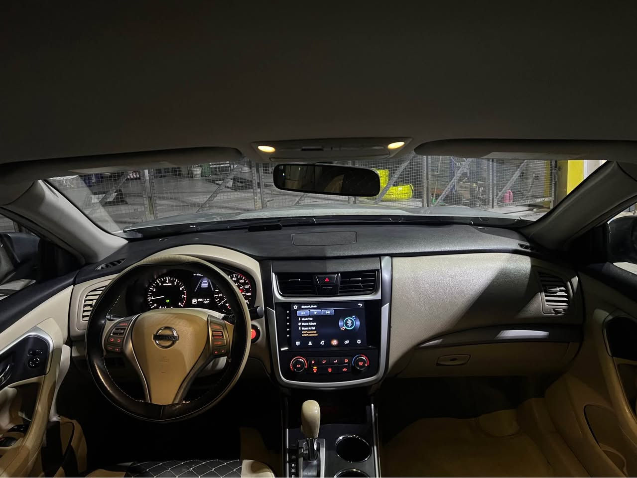 Nissan altima 2016 S                              بوفروشتن ناوزةرد مواسةفات بةسمة شاشة كاميرا تعديل سرعة گوشين كارةباي زور مواسةفاتي تر سةيارةكة سبوغ عام نيية بة سبوغ عام دةفروشم بي ناوگرتن پيش و پشتي كةپسة   هةموو شتي نوية سةنةوي هةتا ٢٠٢٨ وة ١٠ وةرةقة غرامةي لةسةرة گير و مةكينةو تةبريد و تةقةو رةقةو بةناوكردن غةرامة وةرگةران براوة هةمووي بةشةرت سعري ١٠٠ وةرةقةو مةجال شوين هةولير *********** أربيل, العراق
