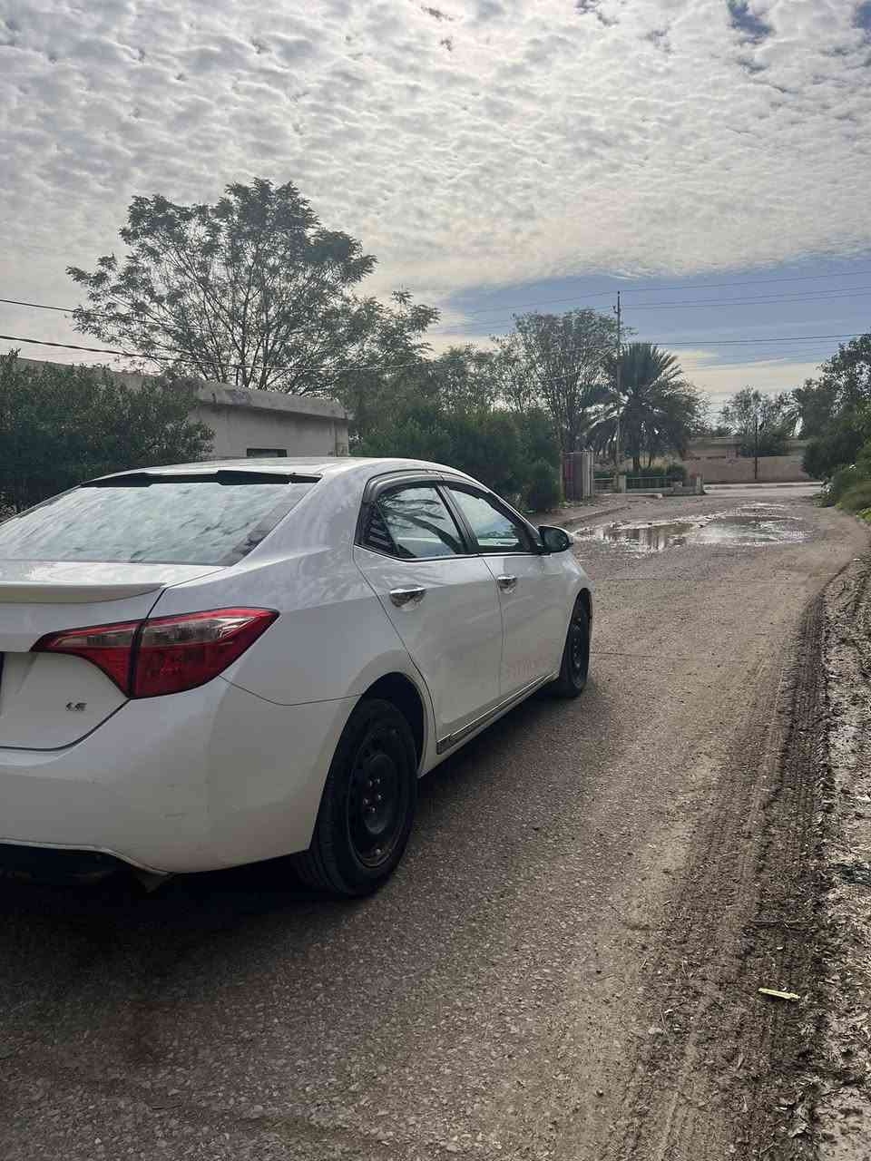السلام عليكم كورلا 2017 كفاله عامه فقط دعاميه من امريكا والچامرلغ الامامي تعيار رادار حجر بدون ارباك كلها سليمه بدون شخوط السياره جديده مكينه كير تبريد تدفئه كلها بالشرط رقم جديد شرط التحويل اوالوكاله تخم تاير جديد حداديه لوك داخل جديد 
المكان ديالى لاتصال 
***********
