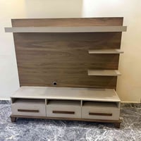 ميز تلفزيون جديد السعر 200 الف مكاني بغداد كرادة 07708987970